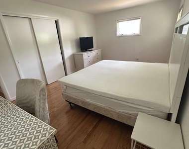 172 Larchwood Avenue - Photo Thumbnail 20
