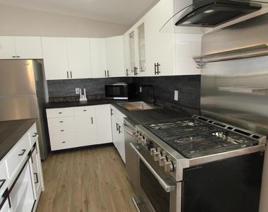 1001 Nw Central Avenue - Photo Thumbnail 5