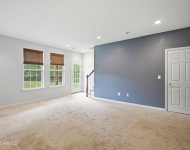 26 Daly Court - Photo Thumbnail 19