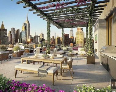 E 23rd St - Photo Thumbnail 4