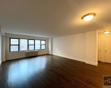 East 63 Street - Photo Thumbnail 1