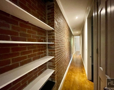 West 103rd Street - Photo Thumbnail 7