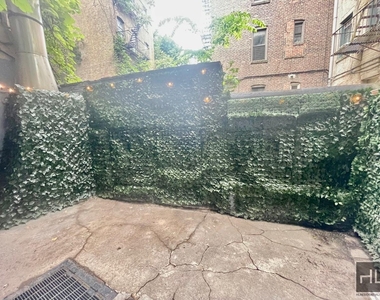 Hudson Street - Photo Thumbnail 8