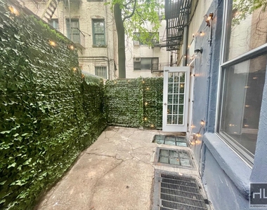 Hudson Street - Photo Thumbnail 7