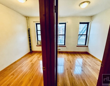 East 14th Street - Photo Thumbnail 3