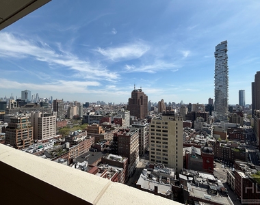 Harrison Street - Photo Thumbnail 6