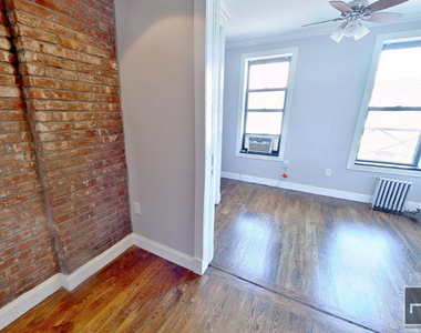 10 Avenue - Photo Thumbnail 2