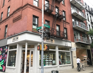 Mott Street - Photo Thumbnail 10