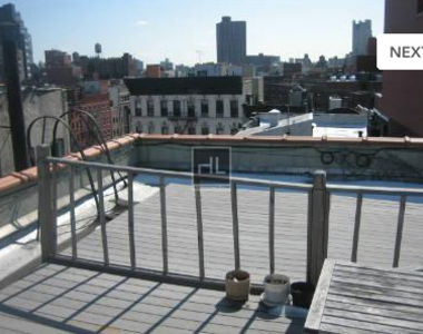 Mott St. - Photo Thumbnail 4