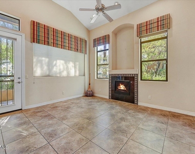 16820 E La Montana Drive - Photo Thumbnail 5