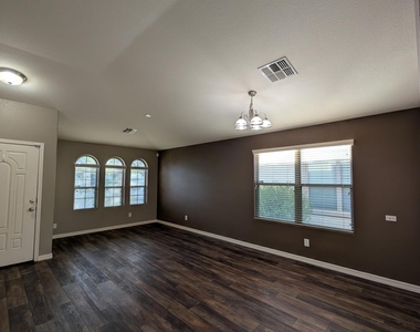 4230 E Sandy Way - Photo Thumbnail 3