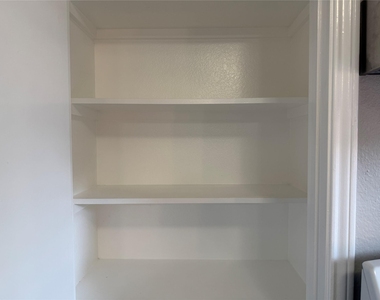 1007 Shaw Street - Photo Thumbnail 20