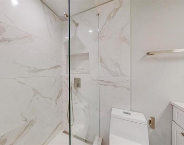 4307 Gilbert Avenue - Photo Thumbnail 26
