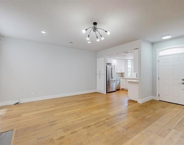 4307 Gilbert Avenue - Photo Thumbnail 4