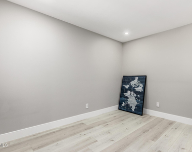 4354 N 82nd Street - Photo Thumbnail 18