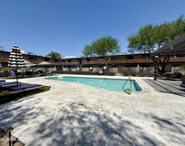 1840 W Thomas Road - Photo Thumbnail 12