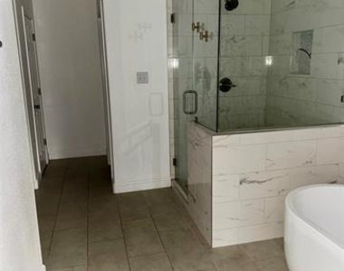 2817 Steepleridge Circle - Photo Thumbnail 9