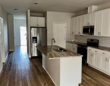 2817 Steepleridge Circle - Photo Thumbnail 14