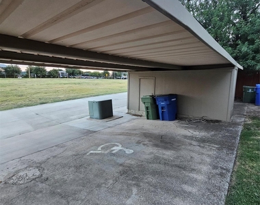 2066 Embassy Way - Photo Thumbnail 7