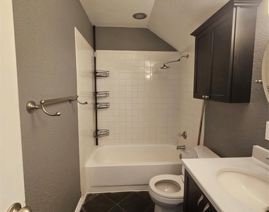 2066 Embassy Way - Photo Thumbnail 28
