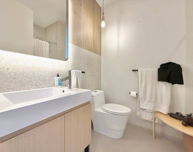 1141 Willoughby Avenue - Photo Thumbnail 9
