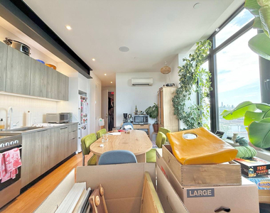 1141 Willoughby Avenue - Photo Thumbnail 2