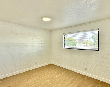 1840 W Thomas Road - Photo Thumbnail 6