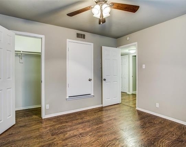 3825 Camelot Street - Photo Thumbnail 9
