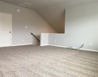 9410 Smoke Tree Drive - Photo Thumbnail 22