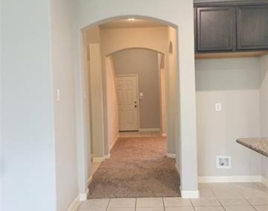 9410 Smoke Tree Drive - Photo Thumbnail 3