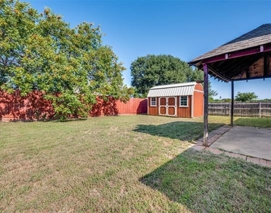 9008 Topperwind Court - Photo Thumbnail 23