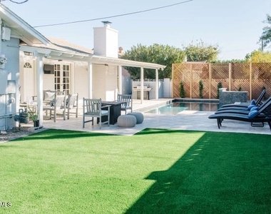 8525 E Sandalwood Drive - Photo Thumbnail 23
