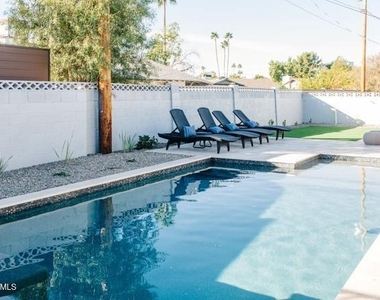 8525 E Sandalwood Drive - Photo Thumbnail 21