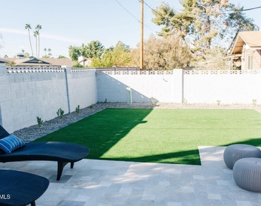 8525 E Sandalwood Drive - Photo Thumbnail 19
