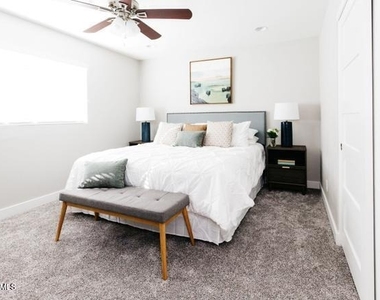 8525 E Sandalwood Drive - Photo Thumbnail 12