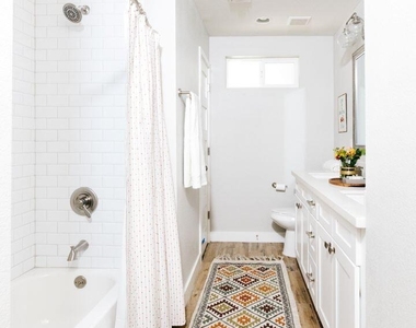 8525 E Sandalwood Drive - Photo Thumbnail 11