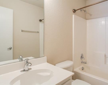 5824 Melanie Court - Photo Thumbnail 16