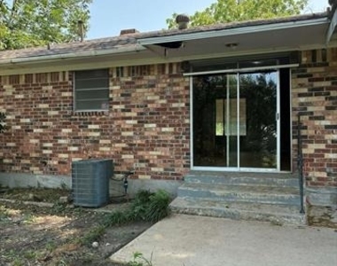 610 S Rike Street - Photo Thumbnail 23