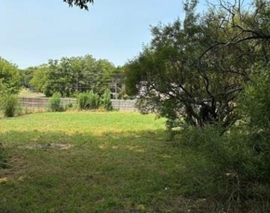 610 S Rike Street - Photo Thumbnail 21