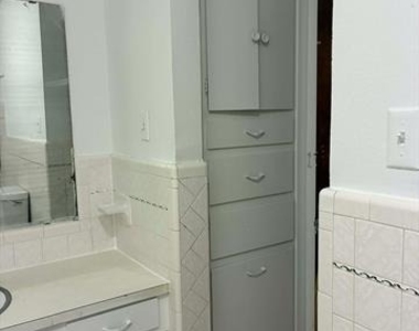 610 S Rike Street - Photo Thumbnail 10