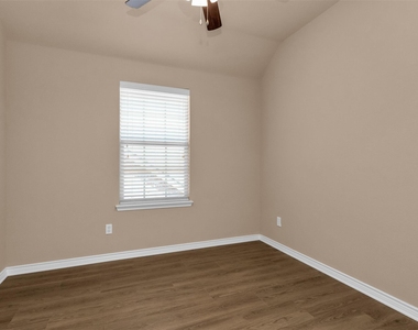 4924 Stray Creek Lane - Photo Thumbnail 22