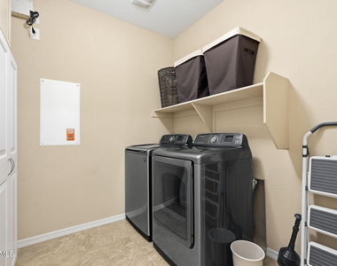 7562 E Plata Avenue - Photo Thumbnail 34