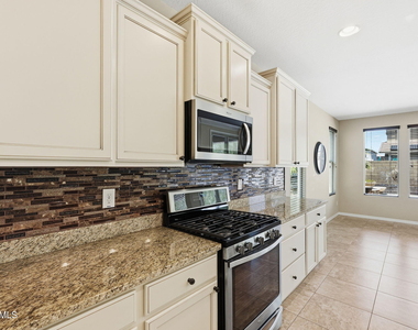 7562 E Plata Avenue - Photo Thumbnail 15