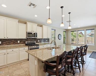 7562 E Plata Avenue - Photo Thumbnail 9