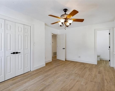 240 County Road 4358 - Photo Thumbnail 12