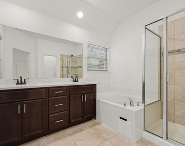 10020 Levelland Place - Photo Thumbnail 20