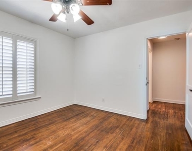 6465 Bordeaux Avenue - Photo Thumbnail 19