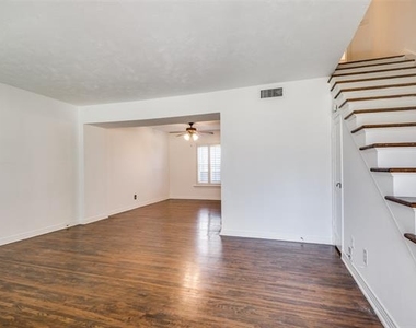 6465 Bordeaux Avenue - Photo Thumbnail 5
