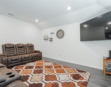 908 Old Bluff Road - Photo Thumbnail 7