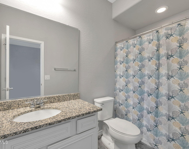 5819 N 88th Lane - Photo Thumbnail 6